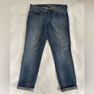 GAP Women's Boyfriend Fit 6/28R Jeans